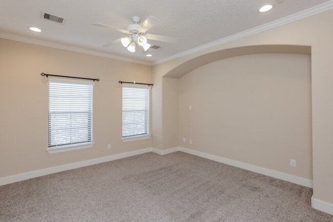 Building Photo - 10658 Clearview Villa Pl