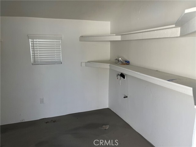 Building Photo - 9335 Chimney Rock Ln
