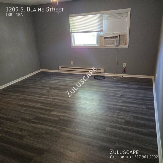 Building Photo - Half off FMR! Newly Rehabbed one bedroom i...