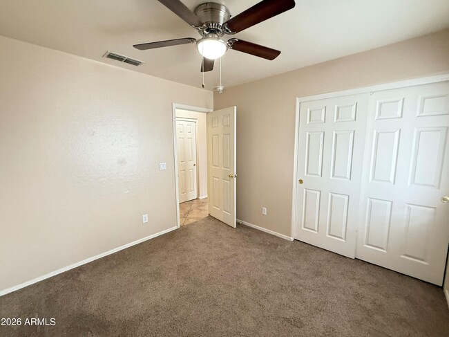 Building Photo - 11829 W Shaw Butte Dr