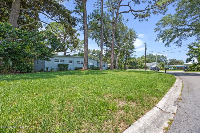 Building Photo - 1871 Arden Way