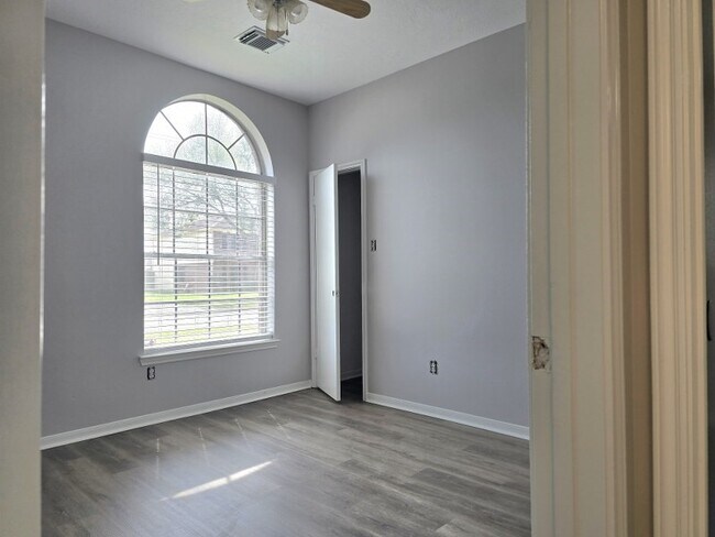 Building Photo - 4618 Tiger Trace Ln