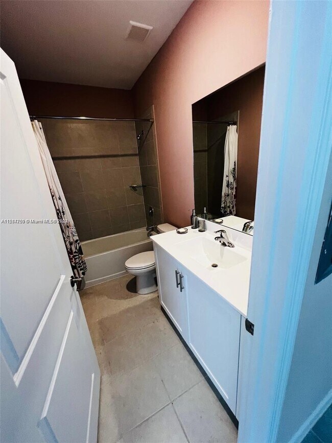 Building Photo - 14817 SW 183rd Terrace