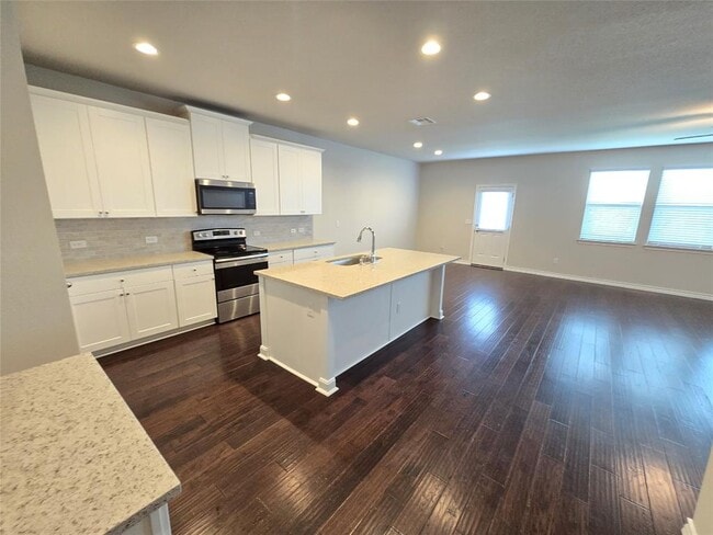 Building Photo - 1305 Eagle Ridge Trail