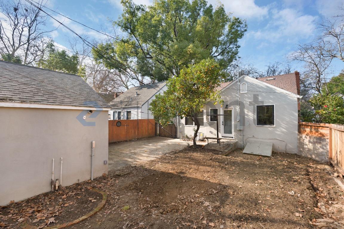 Building Photo - 2633 16th St