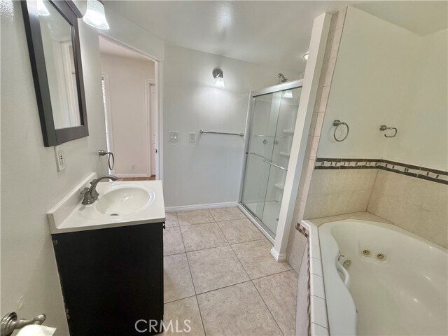 Building Photo - 61 E Orange Grove Ave