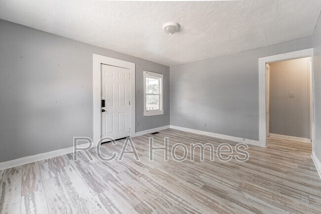 Building Photo - 140 Villa Ave