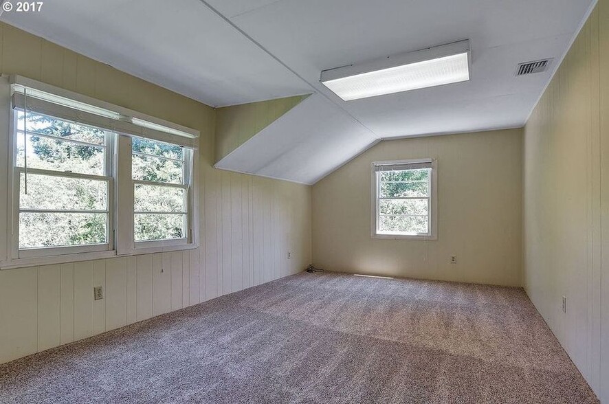 Private bedroom with antique wardrobe (not pictured) - 4480 SW Pasadena St