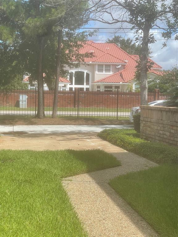 Building Photo - 5515 Strack Rd