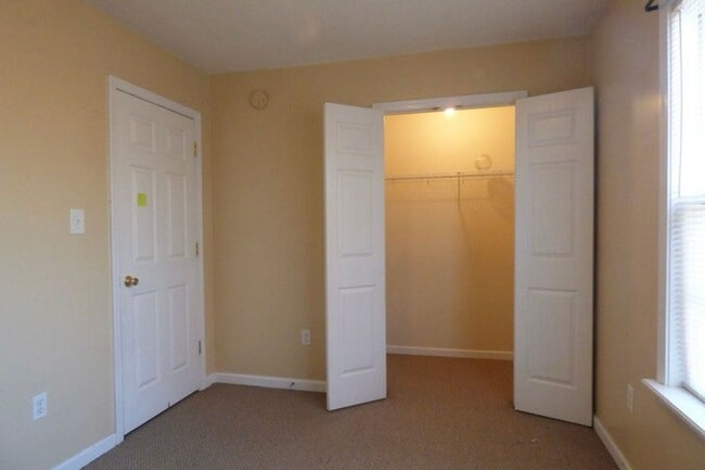 Building Photo - Group of 8? Save $25 Per Bedroom When You ...