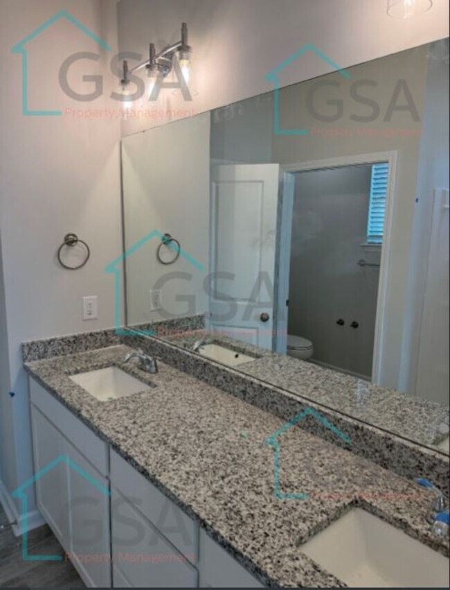 Building Photo - 3 Bedroom 2 Bath Lyman, SC 29365 Available...