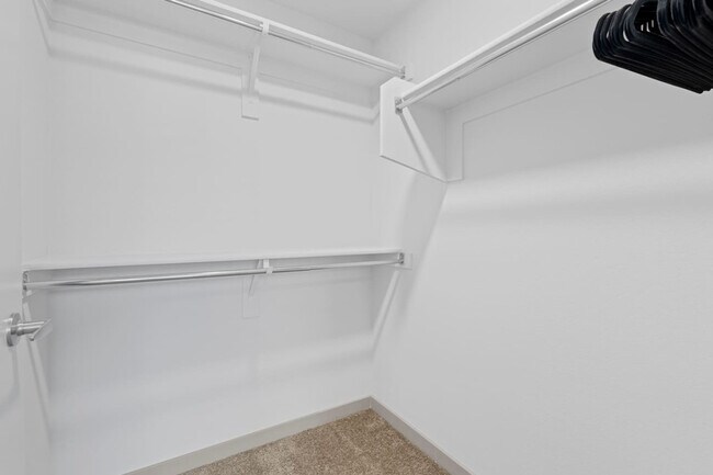 Building Photo - 500 W Broadway Rd