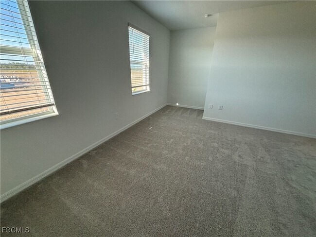 Building Photo - 14883 White Pearl Rd