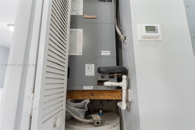 Building Photo - 7111 SW 129th Ave