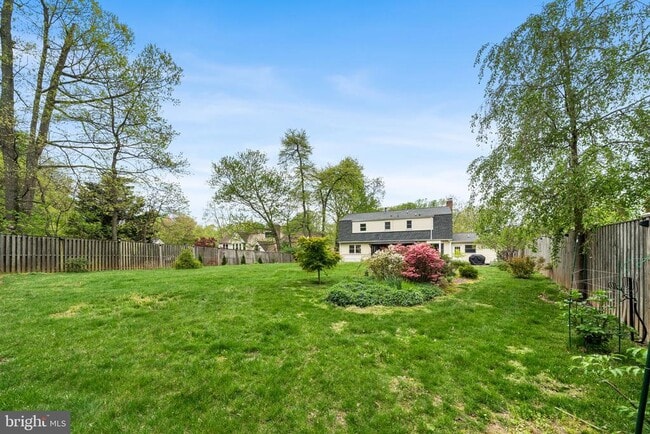 Building Photo - 12013 Hamden Ct