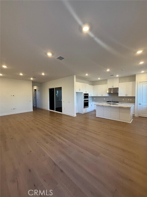 Building Photo - 153 Great Park Blvd