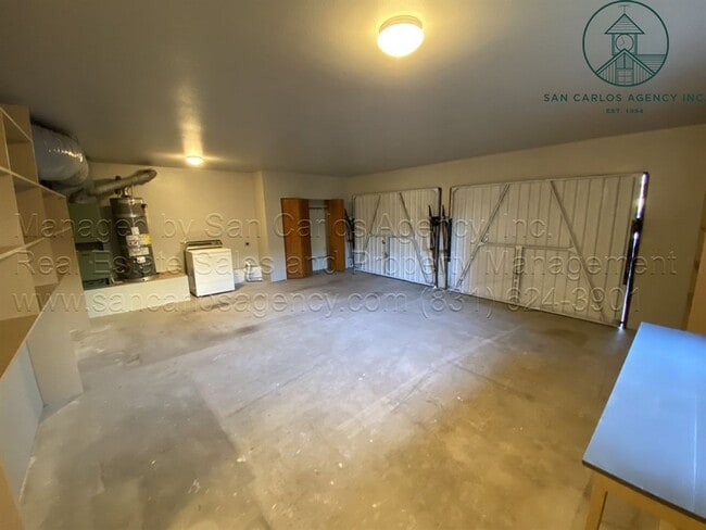 Building Photo - Three Bed Three Bath Home Walkable to Downtown Monterey