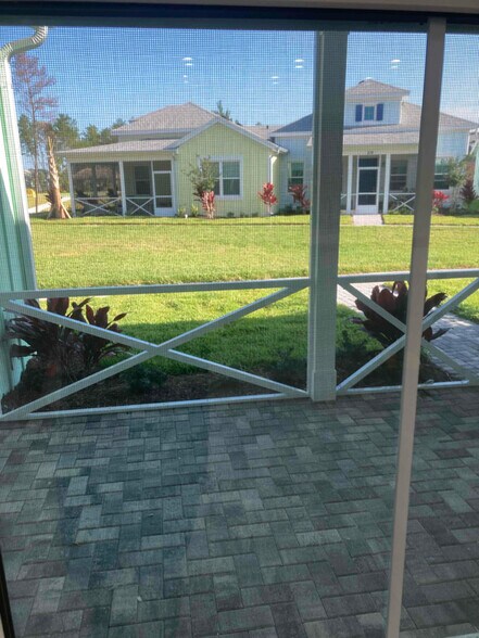 Building Photo - 207 Hang Loose Wy