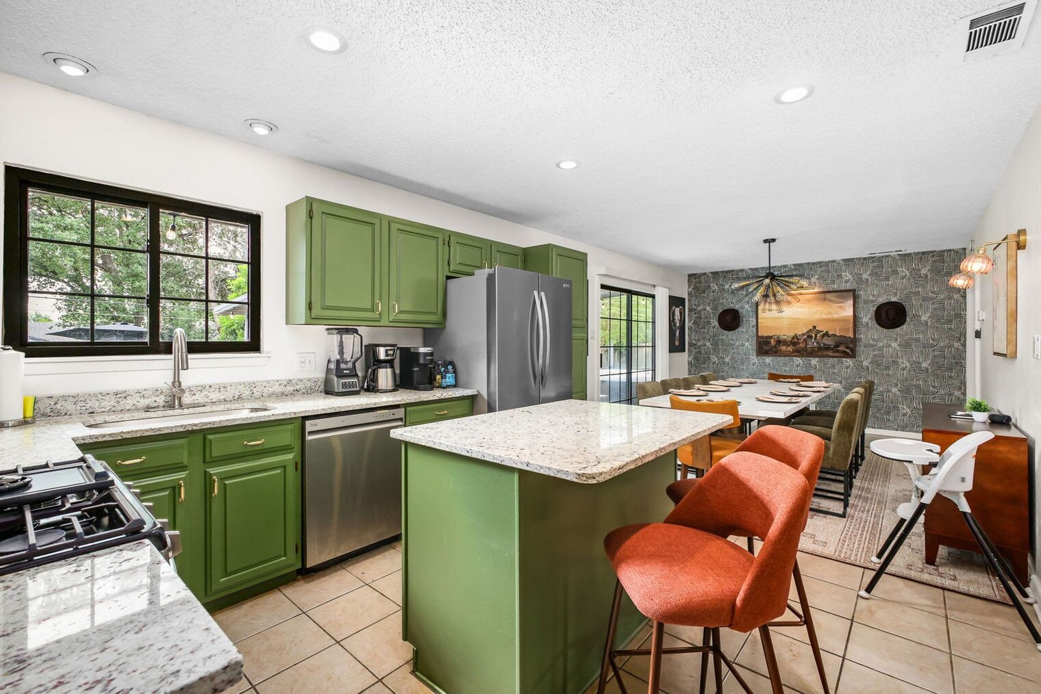 Building Photo - 3951 Starhill Dr