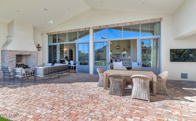 Building Photo - 5119 N 41st St