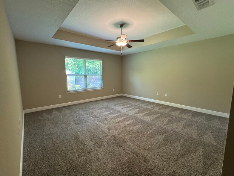 Building Photo - 2103 Frontera St