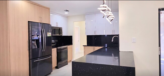 Building Photo - 11516 SW 54th St