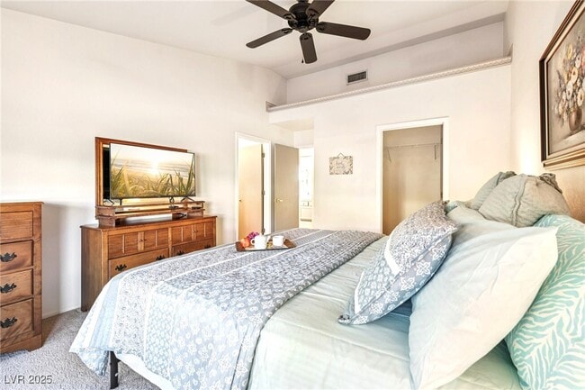 Building Photo - 3013 Sungold Dr