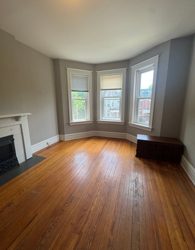 Building Photo - 3449 Crittenden St