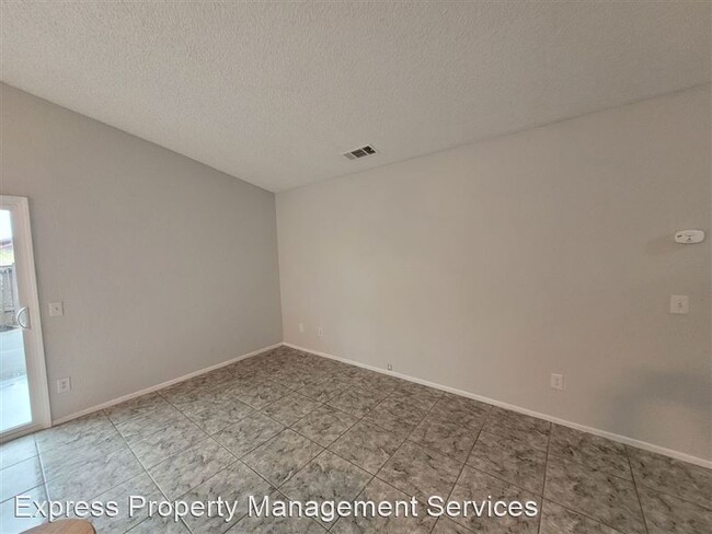 Building Photo - 1851 Eucalyptus St