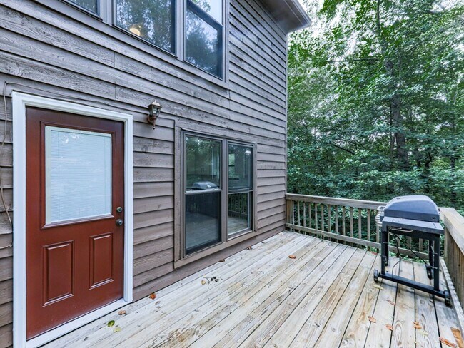 Building Photo - 932 Blackwell Trail