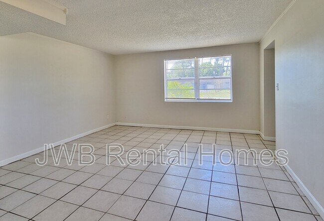 Building Photo - 7833 Eaton Ave