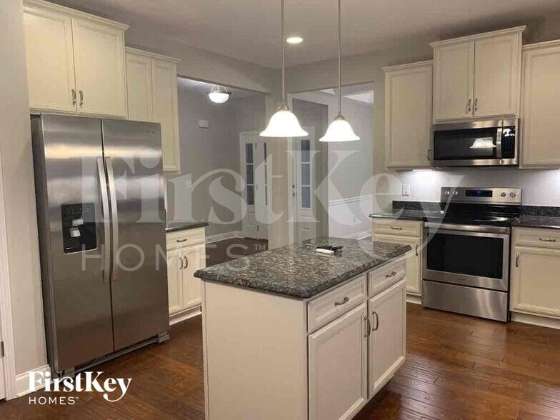 Building Photo - 433 Melva Ln