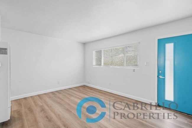 Building Photo - 4123 Kansas St