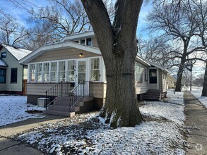 Building Photo - Two Bedroom Home in Muskegon