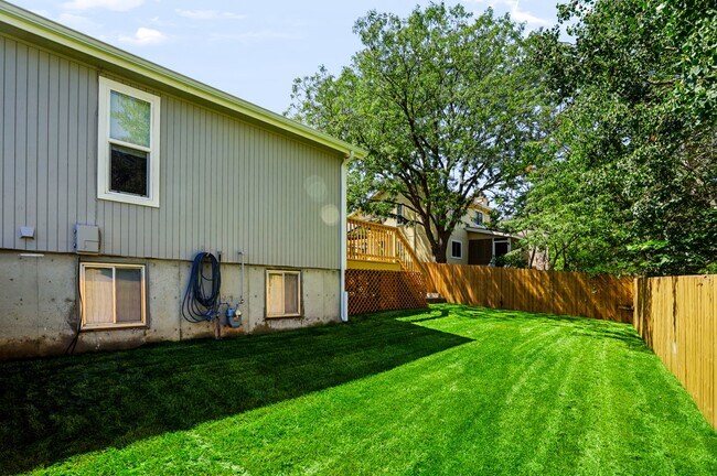 Building Photo - 4303 9th St Rd
