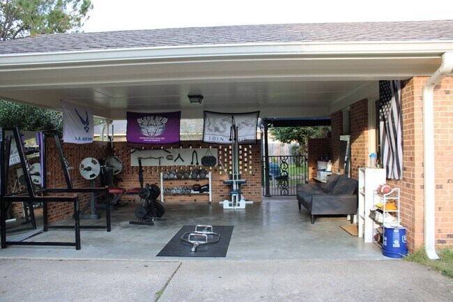 Building Photo - Home for Rent in Montgomery