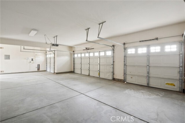Building Photo - 6521 Emmerdale St