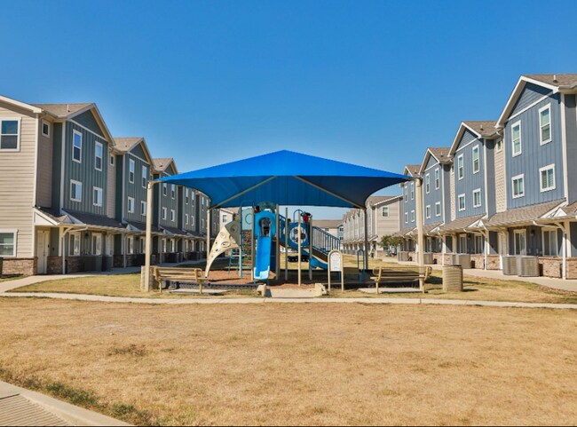 Building Photo - 21155 Gosling Rd