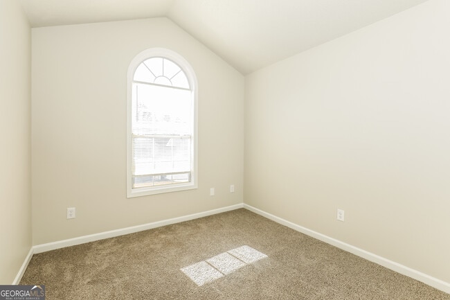 Building Photo - 1915 Portwest Way