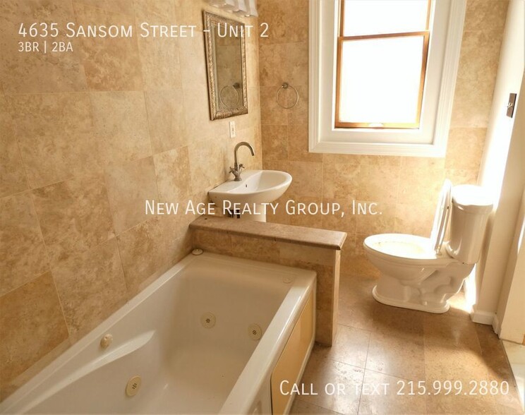 Building Photo - 4635 Sansom St