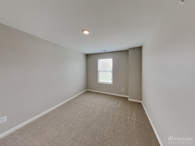 Building Photo - 9216 War Eagles Way