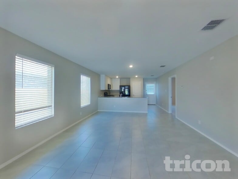 Building Photo - 1318 Canyon Wren Dr