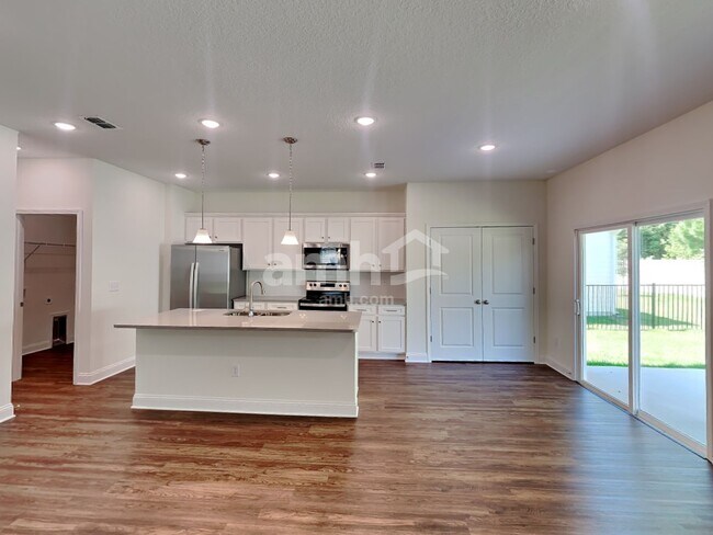 Building Photo - 12674 Percy Ln