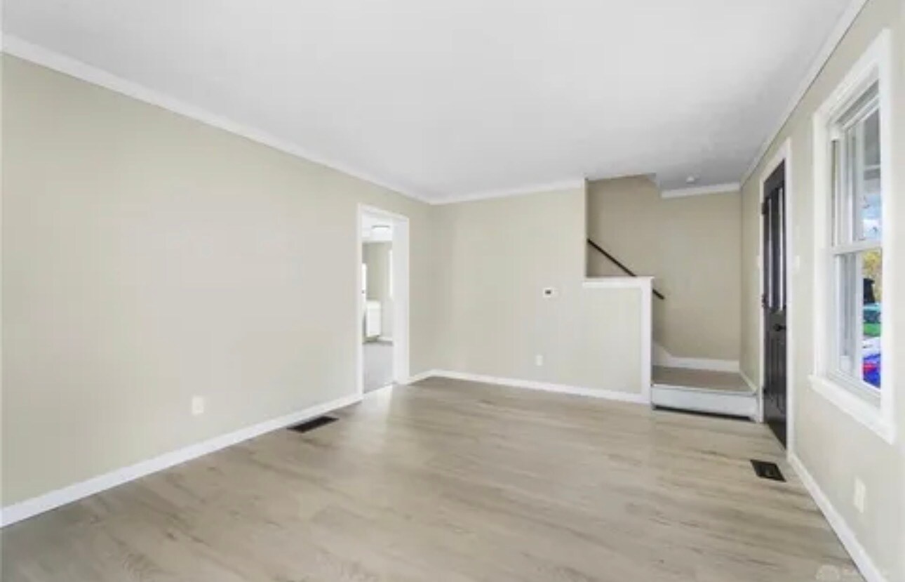 Building Photo - 2116 Moreland Ave