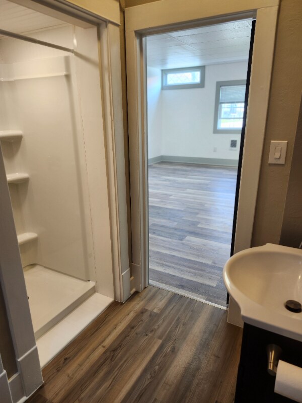 Building Photo - 102 Franklin St