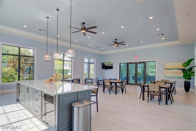 Building Photo - 2640 Seychelles Cir