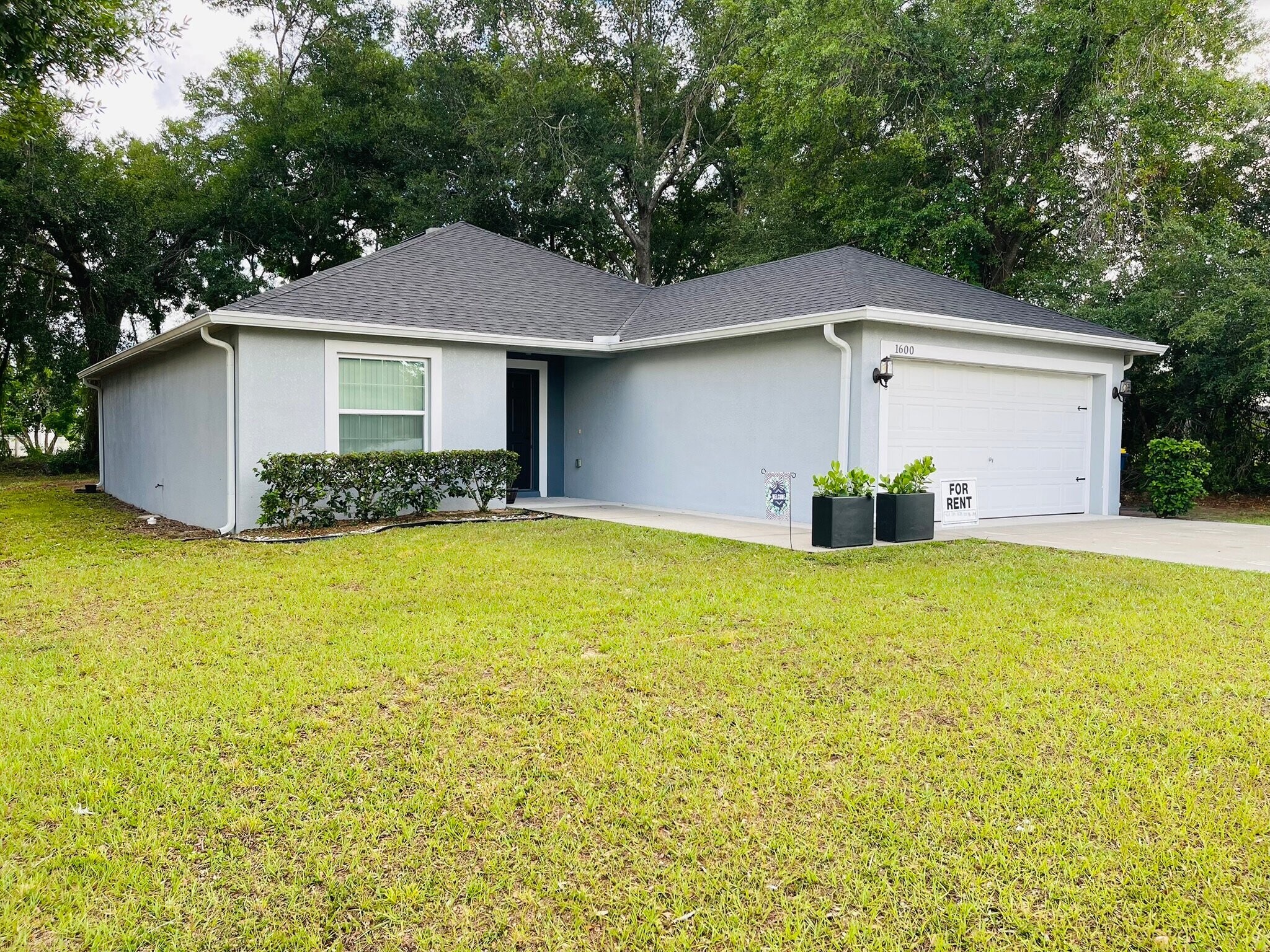 Building Photo - 1600 Mayaro Ct