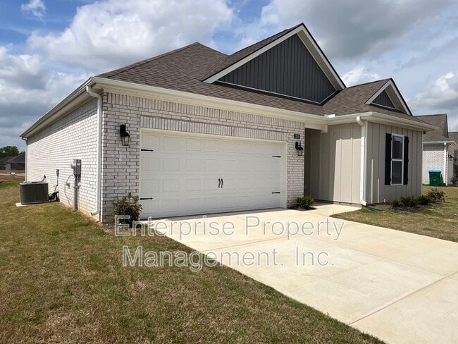Building Photo - 250 Kipling Dr