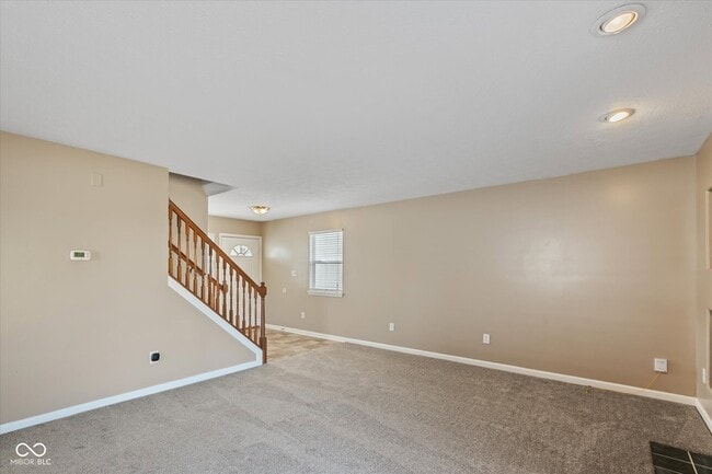 Building Photo - 2808 Dawnlake Dr
