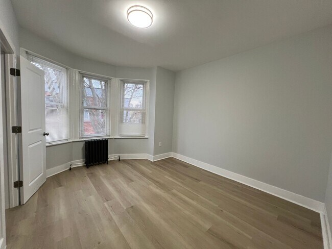 Building Photo - 1502 S Etting St